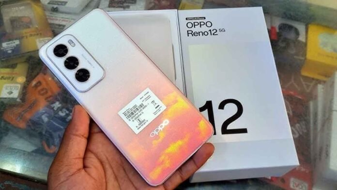 OPPO Reno 12 5G मोबाइल